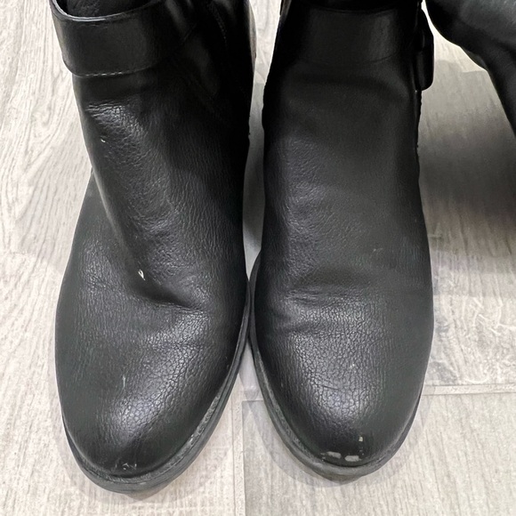 JustFab Tall Black Riding Boots Zip Up size 7 in Black - Picture 2 of 10